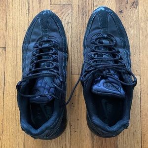 Used Nike AirMax 95 sz10